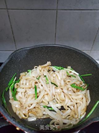 网红炒河粉怎么做,家常美味，轻松上手的烹饪秘籍