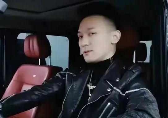 青岛网红小宇,青岛新晋打卡达人的时尚生活之旅