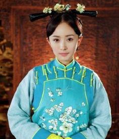 明星穿清宫衣服,明星演绎清宫服饰风采
