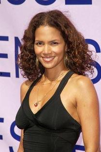 好莱坞明星私密曝光,揭秘星光背后的真实生活